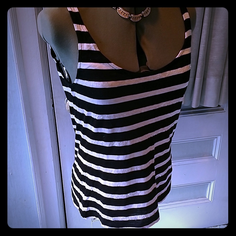 Sequin tank
